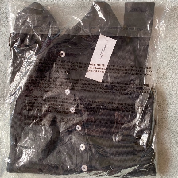 Brand New American Eagle Black Button-Up Bodysuit - Picture 4 of 5